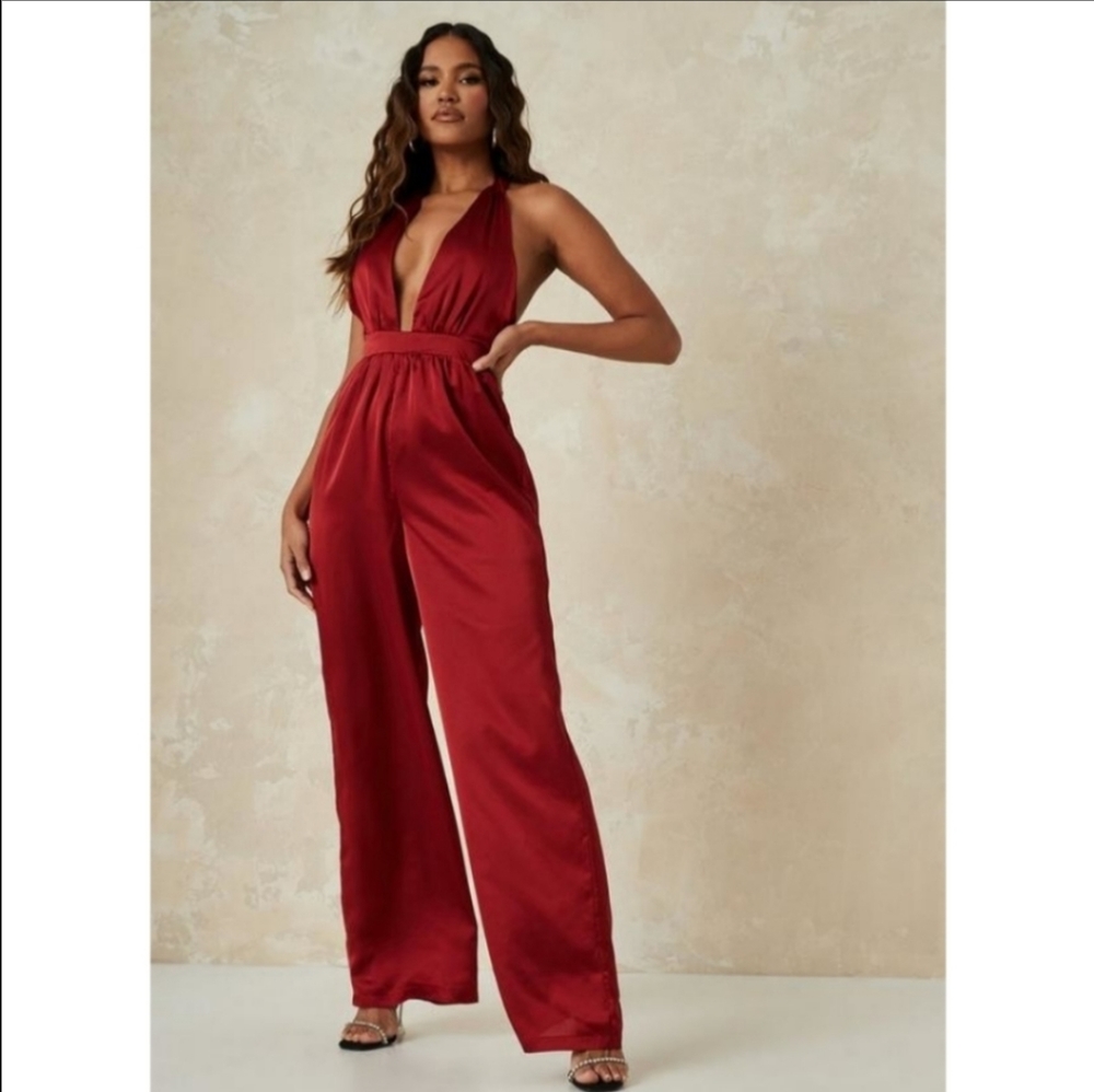 Misguided Red/Burgundy Halter Neck Wideleg Jumpsuit size 6 - Picture 2 of 16